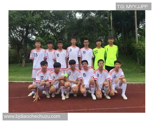 十岁开始踢足球的未来球星们 他们的成长轨迹与成功秘诀 十岁开始踢足球的未来球星们 他们的成长轨迹与成功秘诀